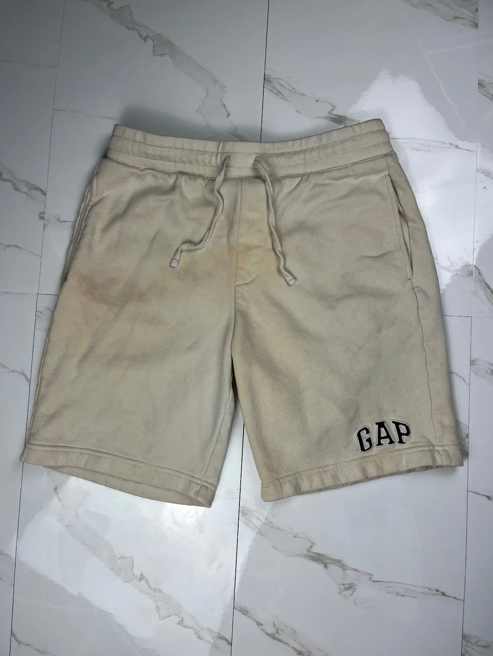 GAP Men's Beige Shorts Medium Casual Drawstring